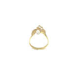 Gold ring with pearl